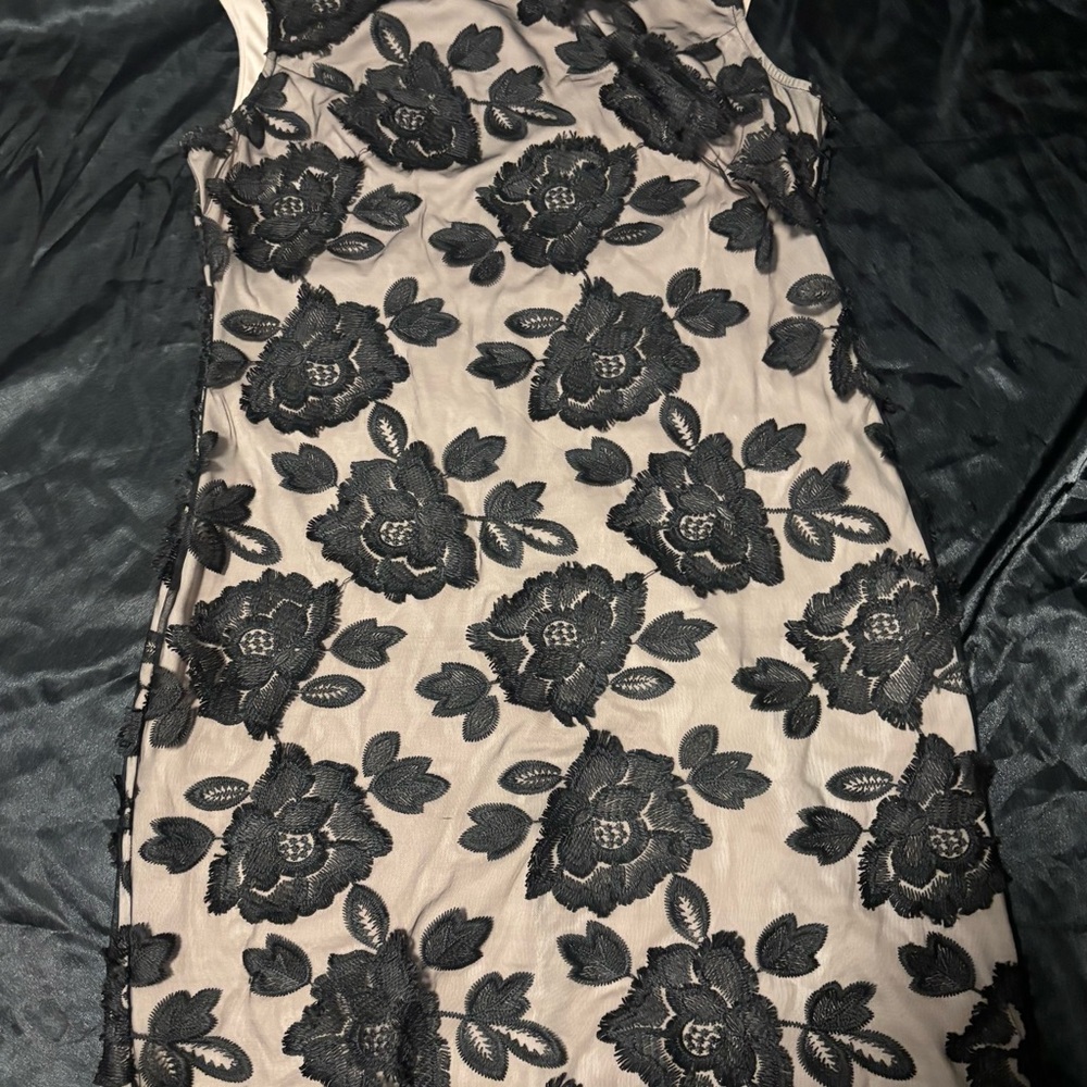Elegant Black Floral Lace Dress